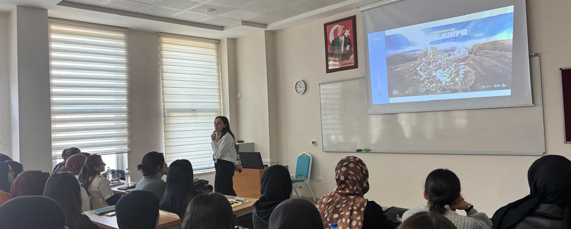 Sağlık Bilimleri Fakültesi'nde TEKNOFEST ve Yarışmalar Koordinatörlüğü Tanıtım Etkinliği Gerçekleştirildi!